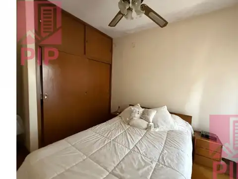 Depto Tipo Casa en Venta 50 años