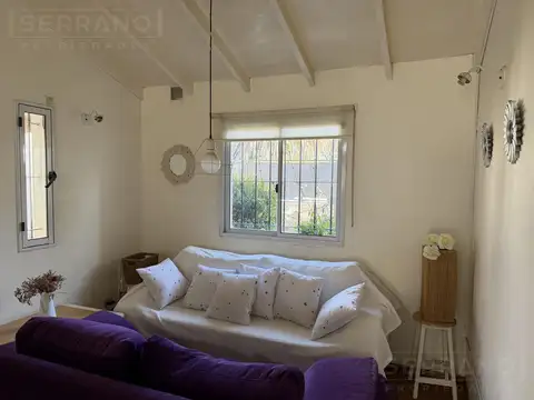 JBI. Venta casa 4 ambientes con jardin y pileta, barrio San Patricio Benavidez