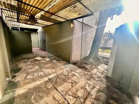 Depto Tipo Casa en Venta 46 años