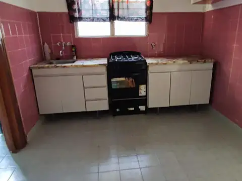 Depto Tipo Casa en Alquiler de 3 ambientes