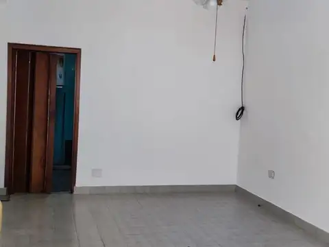 Depto Tipo Casa en Alquiler de 2 dormitorios