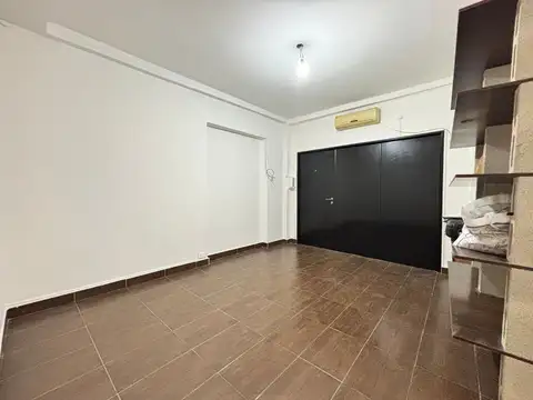 Depto Tipo Casa en Venta 27 años