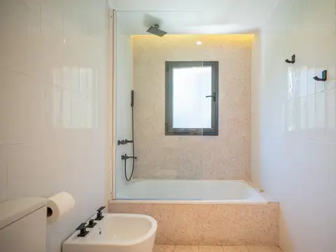 Casa en venta en Carmel C.C, Pilar - 8 ambientes