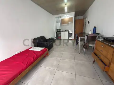 Rioja 4300, Piso 0