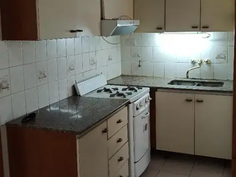 Camino Real Moron 7 , Piso 1