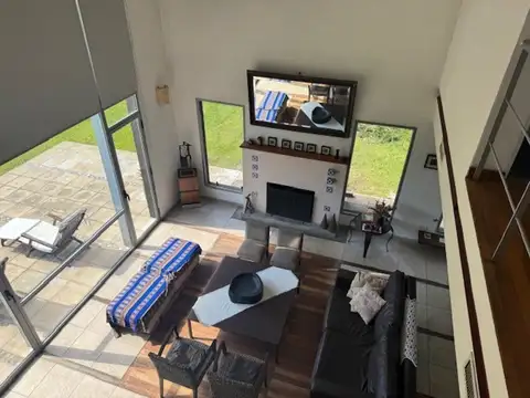 EL ESTABLO HARAS DEL PILAR CASA EN VENTA - CUAN PROPIEDADES