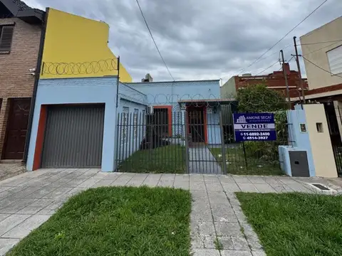 Casa 3 ambientes en venta. Villa Ballester