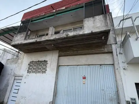 Venta galpon + vivienda en Villa lynch