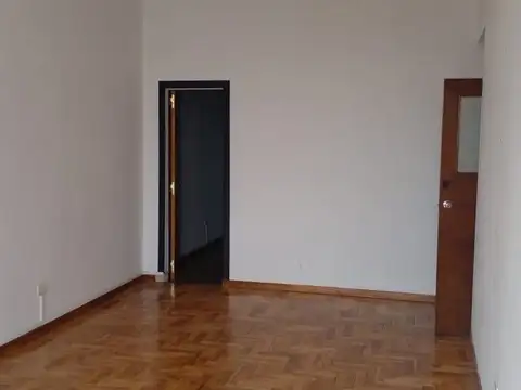 Oficina en Venta 56 años