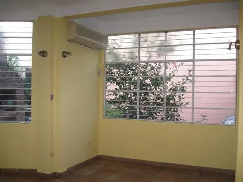 Depto Tipo Casa en Venta de 5 ambientes