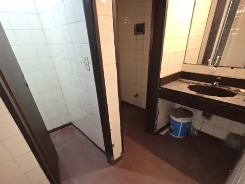 Local en Alquiler en Valentin Alsina, $ 1.600.000