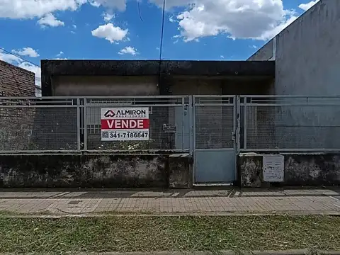 Venta | Casa | Apta crédito | 2 Dormitorios | Capitán Bermúdez | Barrio Centro
