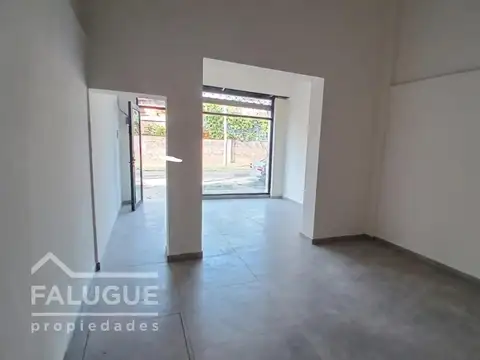Local en Alquiler en Villa Ballester, $ 690.000