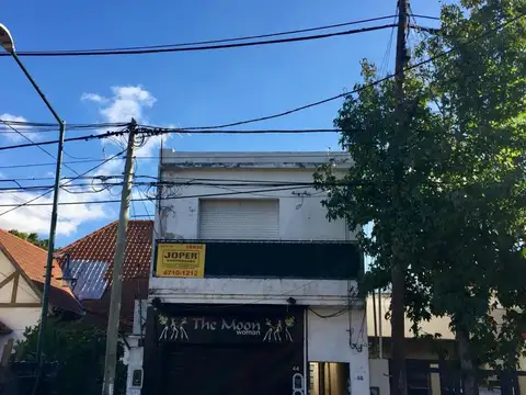 DEPTO DE 2 DORMITORIOS EN PRIMER PISO -. ZONA CÉNTRICA - SIN EXPENSAS