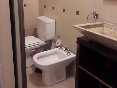 Avenida Larrazábal 500, Piso 1