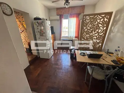 Venta Dpto tipo Ph De 2 Ambientes En 3er Piso X Escalera Con Patio - Av. Boedo 400