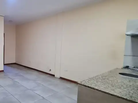 AVENIDA MITRE 3800, Piso 1