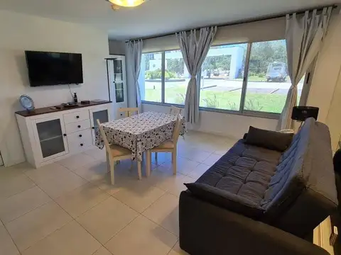 Apto en venta, 1 dormitorio cerca de playa brava, Punta del Este.
