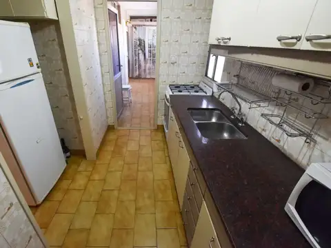 Departamento 4 ambientes con 2 baños