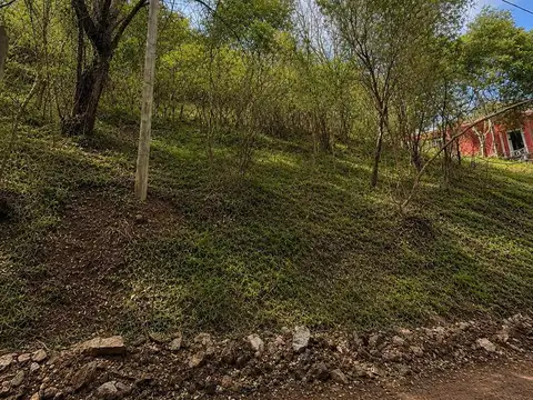 Oportunidad Terreno en venta Rio Ceballos con Servicios-440m2
