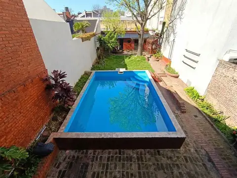 Casa 6 amb con pileta, quincho, jardín y cochera