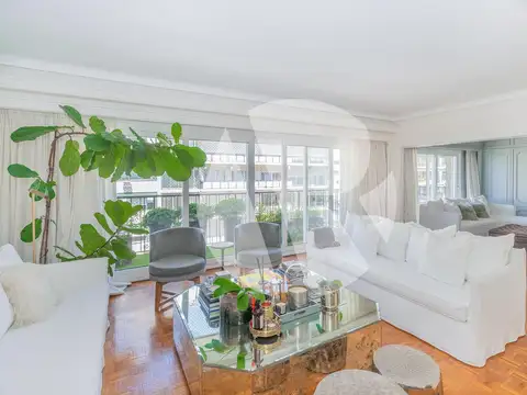 Departamento en Venta de 4 dormitorios