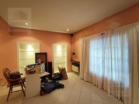 Depto Tipo Casa 4 ambientes con 2 baños