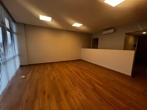 Oficina en Alquiler en Countries y Barrios Cerrados en Pilar, USD 1.000