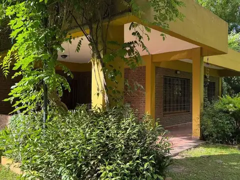 Las Acacias 900