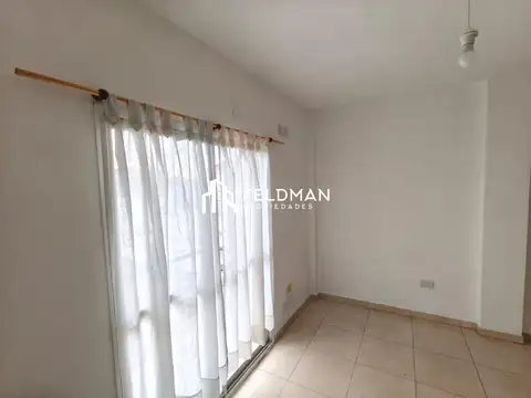 Departamento en Alquiler en Morón, $ 300.000