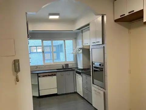 Departamento 4 ambientes con 4 baños