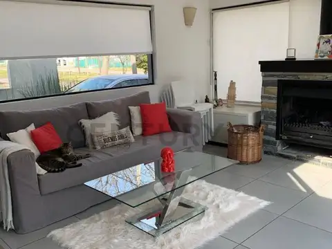 Casa en alquiler en City Bell, Barrio Ecologico