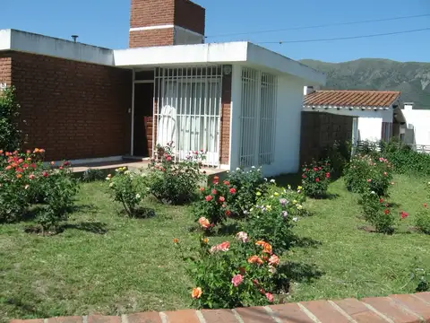 Venta o permuta casa en Córdoba