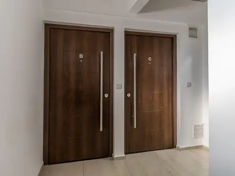Departamento en Alquiler en Monte Castro, $ 650.000