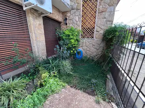 Depto Tipo Casa en Venta de 5 dormitorios