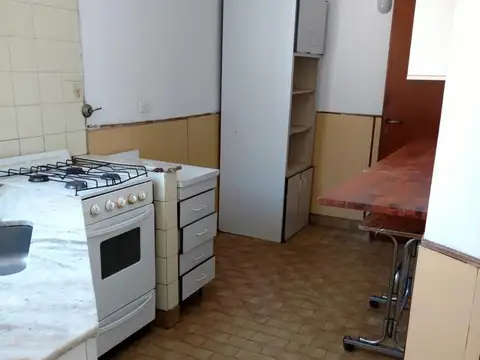 Casa en Alquiler en Nuestra Señora De Lourdes, $ 600.000