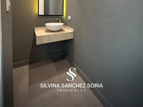 Casa en Alquiler de 4 dormitorios