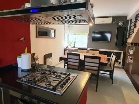 Casa en Venta en Monte Grande, USD 229.000