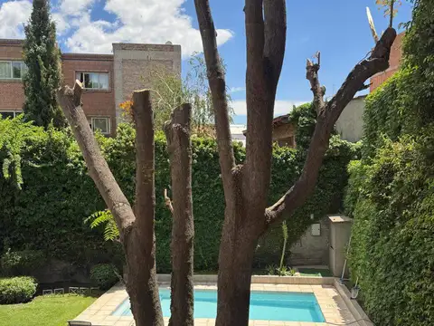 Casa en venta c/ cochera en 5.ª Sección Residencial Sur