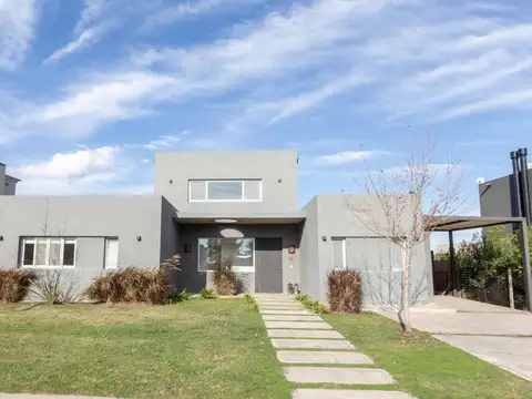 Casa en Venta de 4 dormitorios