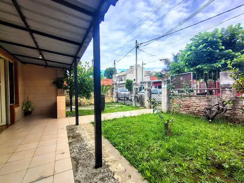 Casa en Venta en Isidro Casanova, USD 62.000