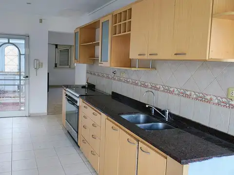 Casa en Venta en La Plata, USD 165.000