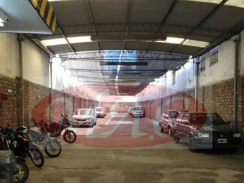 Galpon en Venta 59  mts Fondo