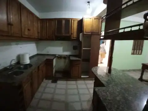 Yrigoyen 4189 , Piso 0