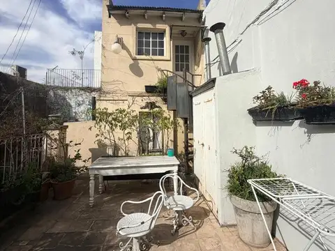 Casa en Almagro Norte