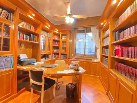 Departamento en Venta de 6 ambientes