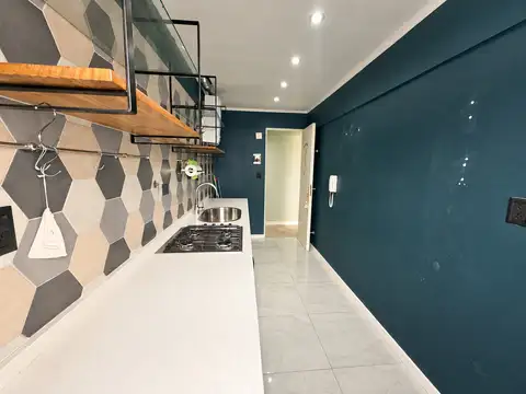 Anselmo Sáenz Valiente 100, Piso 4