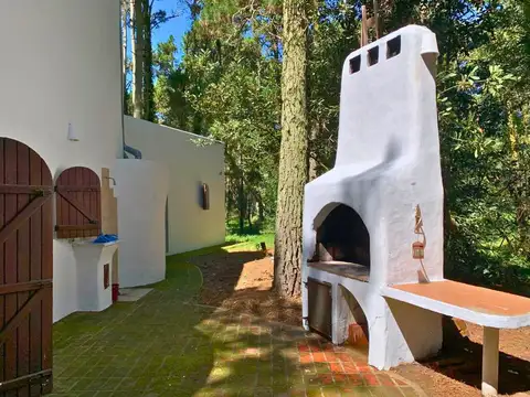 Avenida Cruz del Sur 500