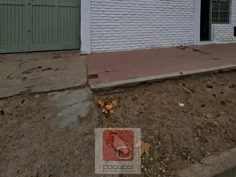 Local en Alquiler en Villa Nueva de Guaymallen, $ 900.000