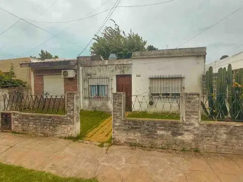 VENTA CASA 3 AMBIENTES, SAN MIGUEL